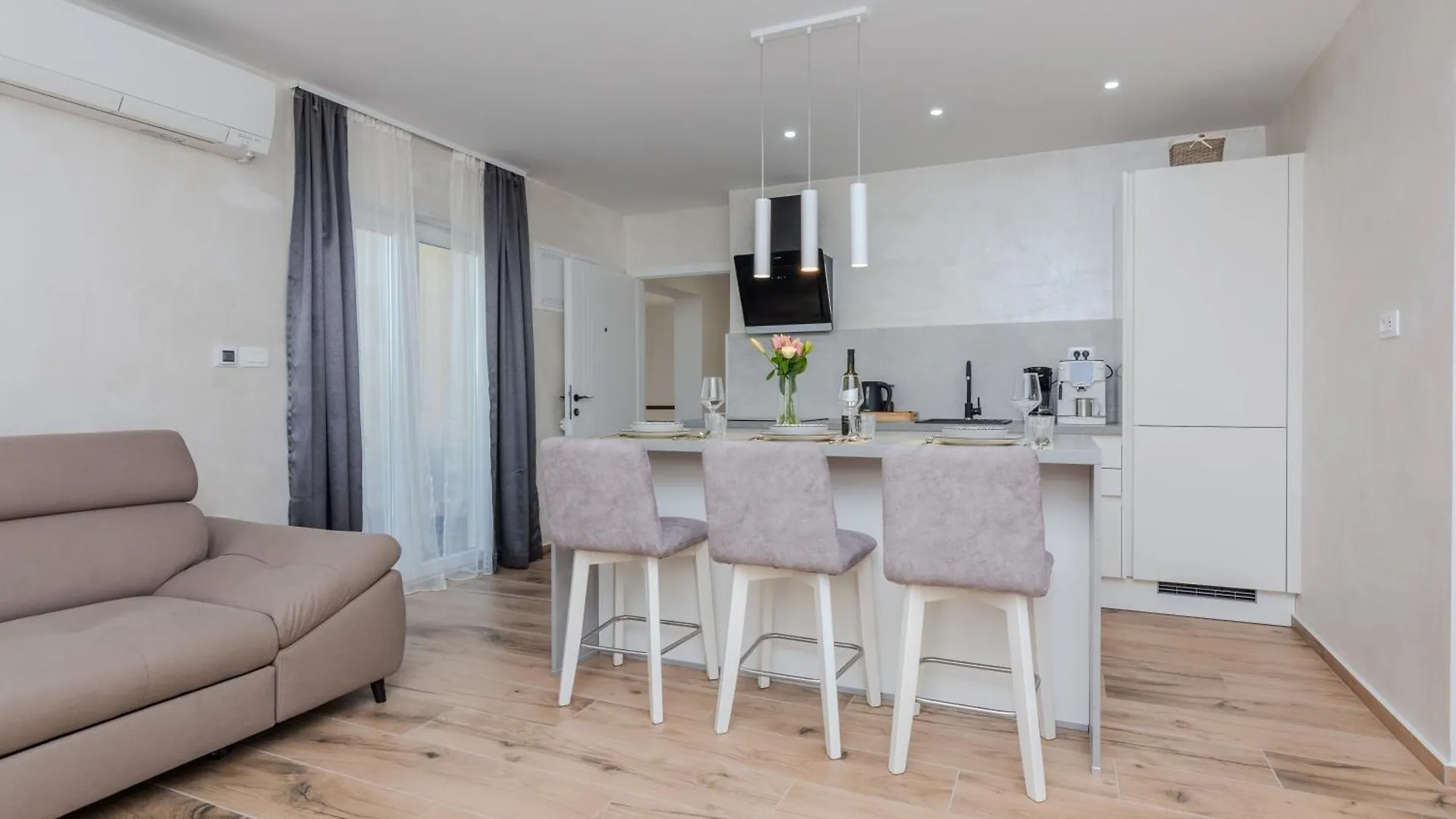 Coastal Apartments Zadar